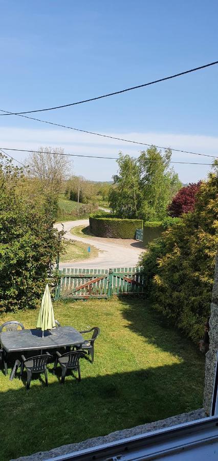 Wisteria House Bed & Breakfast Chanteloup  ภายนอก รูปภาพ