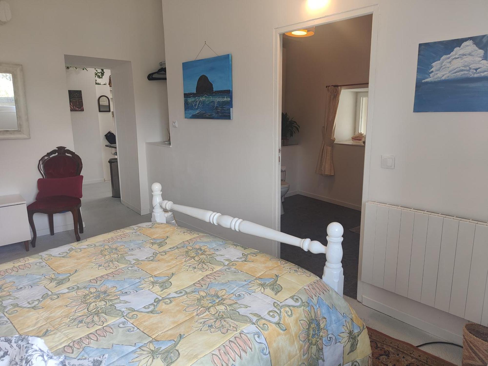 Wisteria House Bed & Breakfast Chanteloup  ภายนอก รูปภาพ